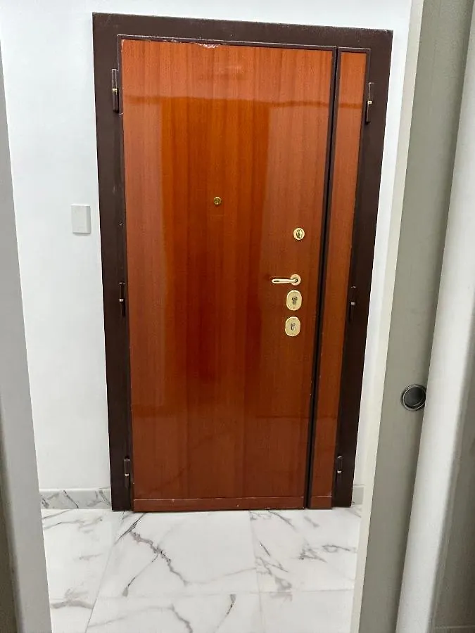 Guesthouse Dahlia Rossa 罗马 招待所